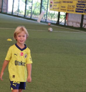 corlu-futbol-okulu-minik-fbli-cocuk-fenerbahce